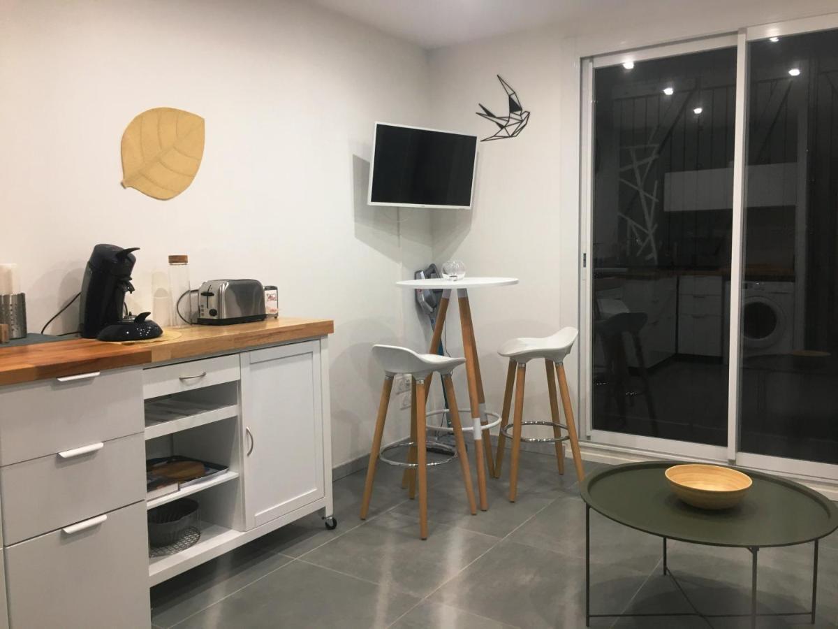 Studio Cosy Proche Mer Saint-Cyr-sur-Mer Ngoại thất bức ảnh